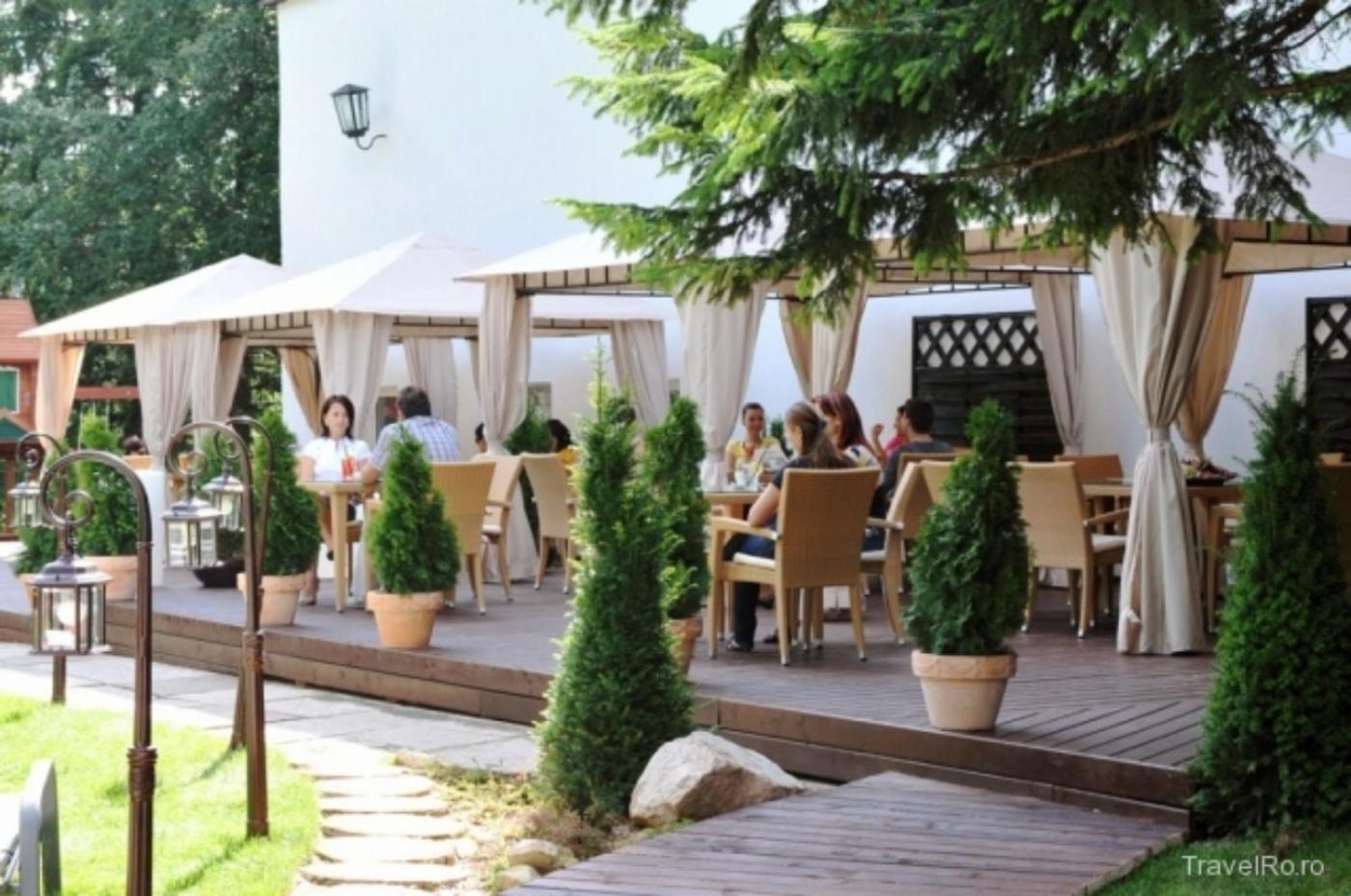 Alpin Aparthotel 2302 Пояна-Брашов Экстерьер фото